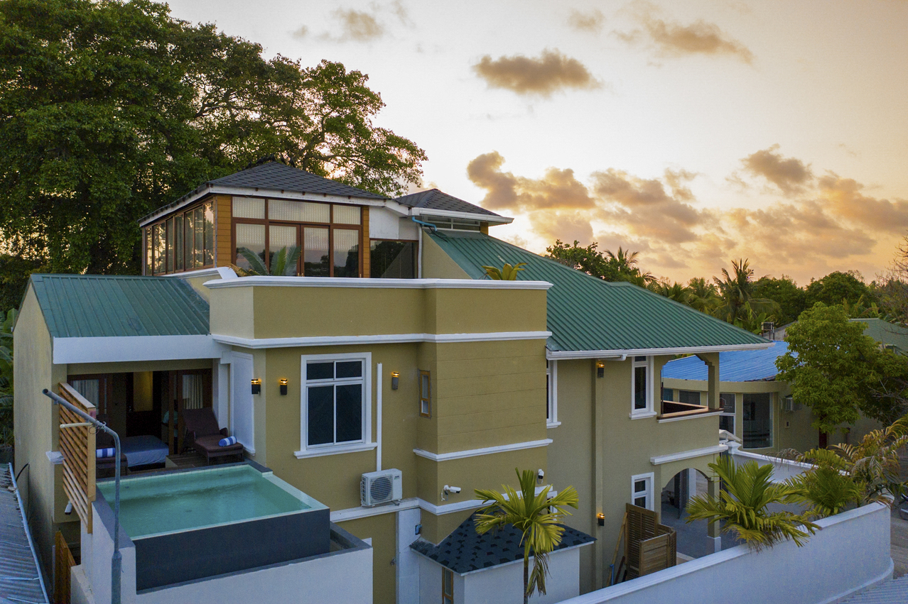 Tiger Sharks and Tranquility: Discover Fuvahmulah Central Hotel in the Maldives 2 fuvahmulah central hotel